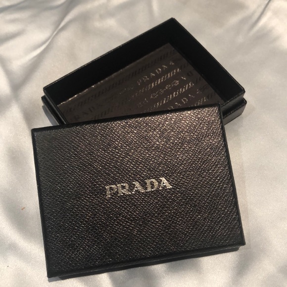 Prada Textured Box - Picture 2 of 2